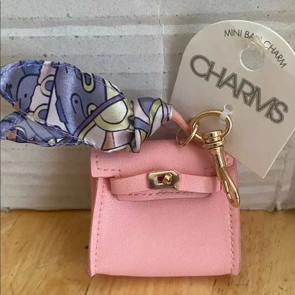 Pink Mini Bag Charm with turn lock and small scarf NWT Can use for airpods, cash - Picture 2 of 5
